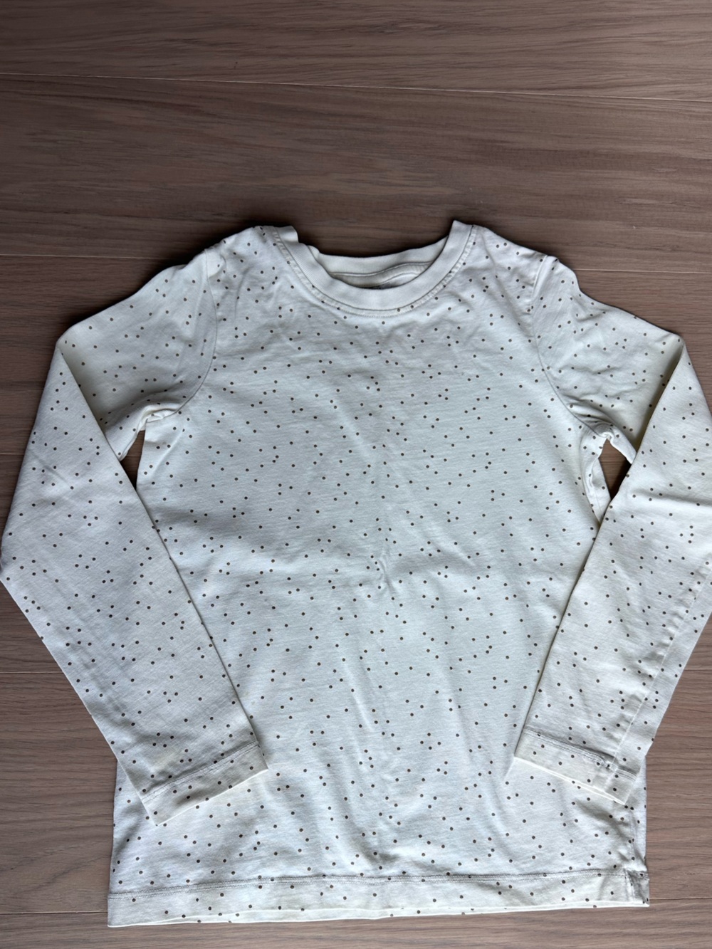 Hanna Andersson Cream Long-Sleeve Tee with Tiny Black Dots